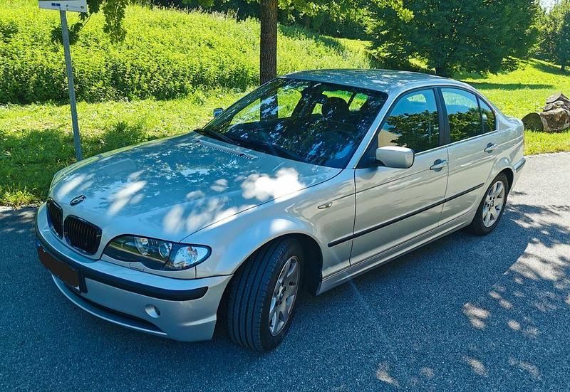 Silber Gebraucht 2001 BMW 320 Limousine | 3.400 € (Guter Preis) - Bild 1/4