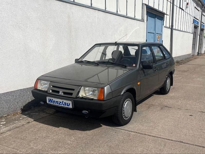 Gebraucht Lada Samara 61 PS (44 kW) 1991 Grau Kleinwagen