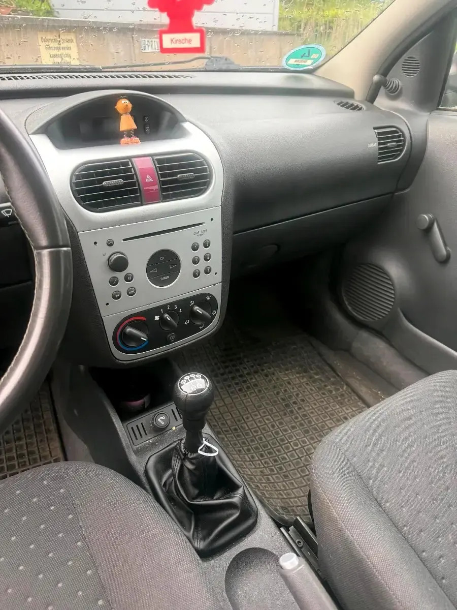 Gebraucht Opel Corsa 75 PS (55 kW) 2003 Schwarz Kleinwagen