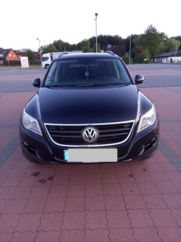 Schwarz Gebraucht 2007 VW Tiguan SUV | 5.450 € (Teuer) - Bild 1/4