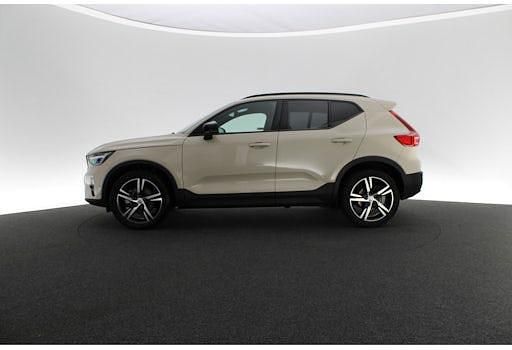 Gebraucht Volvo XC40 Plus 163 PS (119 kW) 2025 Beige SUV