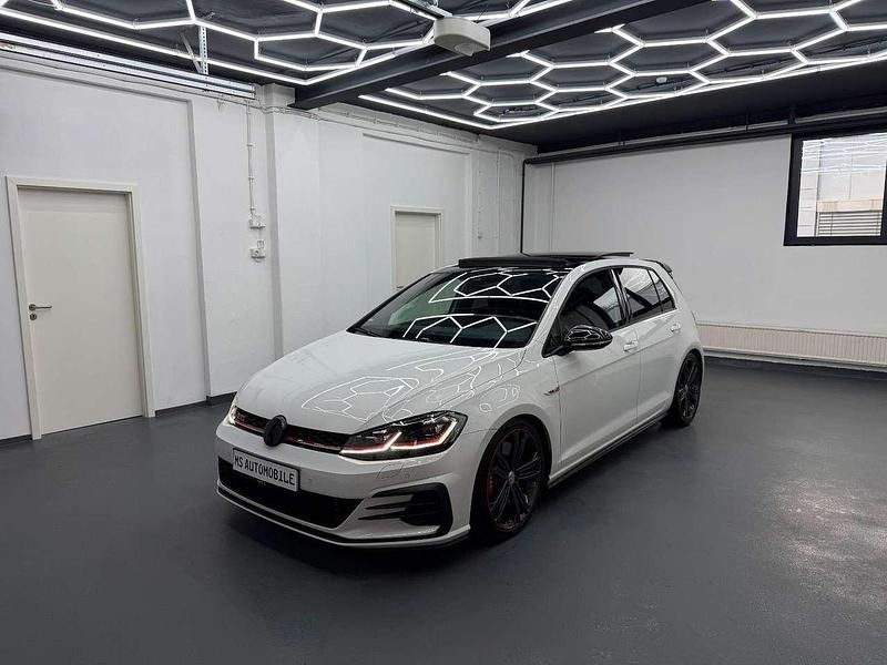 Pure white Gebraucht 2019 VW Golf VII GTI Limousine | 23.490 € (Fairer Preis) - Bild 1/4