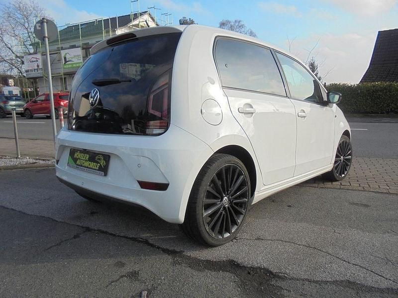 Gebraucht VW up! R-line 65 PS (47 kW) 2021 Weiß Kleinwagen
