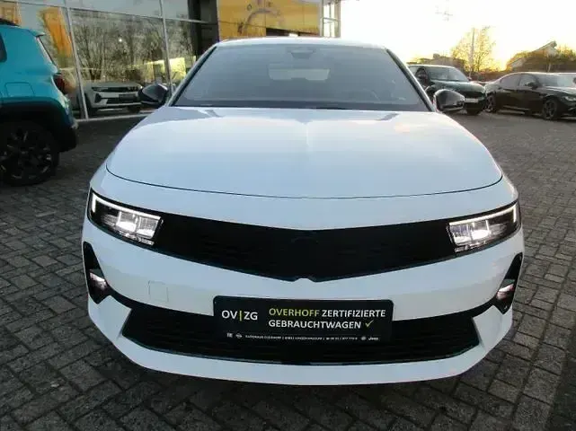 Gebraucht Opel Astra 131 PS (96 kW) 2024 Weiß Kleinwagen