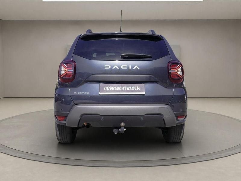 Second-hand Dacia Duster 131 CP (96 kW) 2023 Gri SUV