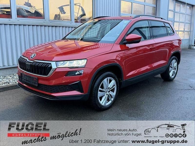 Velvetrot metallic Gebraucht 2022 Skoda Karoq Ambition SUV | 23.899 € (Guter Preis) - Bild 1/4
