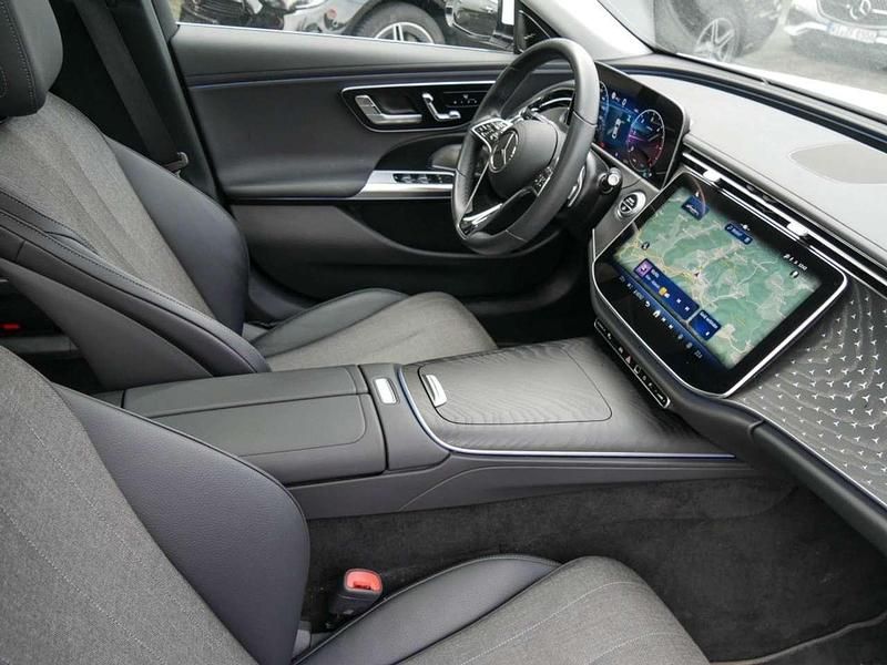 Gebraucht Mercedes E220 Avantgarde 197 PS (144 kW) 2025 Weiss unilack polarweiß uni Limousine