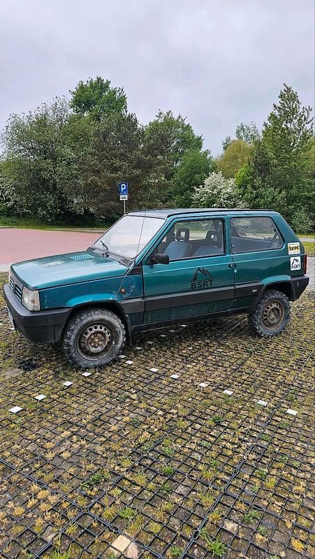 Grün Gebraucht 1993 Fiat Panda 4x4 Kleinwagen | 3.300 € - Bild 1/4