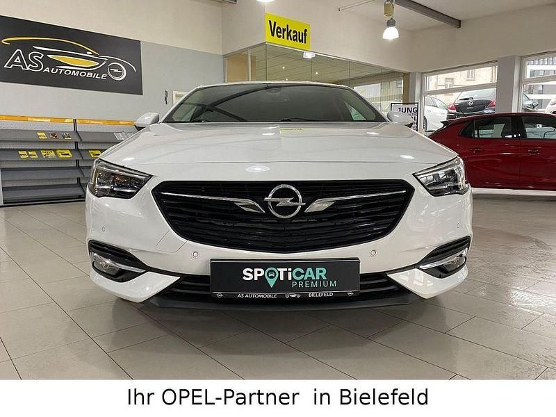 Gebraucht Opel Insignia Dynamic 174 PS (127 kW) 2017 Weiß Limousine