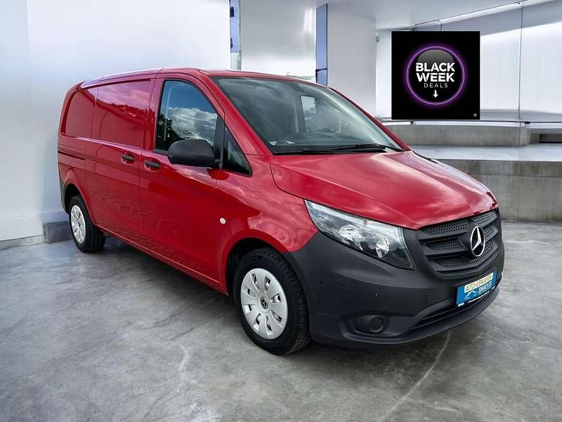Jupiterrot Gebraucht 2018 Mercedes Vito Van / Kleinbus | 13.999 € (Superpreis) - Bild 1/1