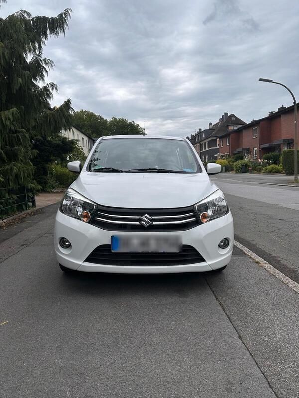 Weiß Gebraucht 2019 Suzuki Celerio Comfort Kleinwagen | 7.390 € (Guter Preis) - Bild 1/4
