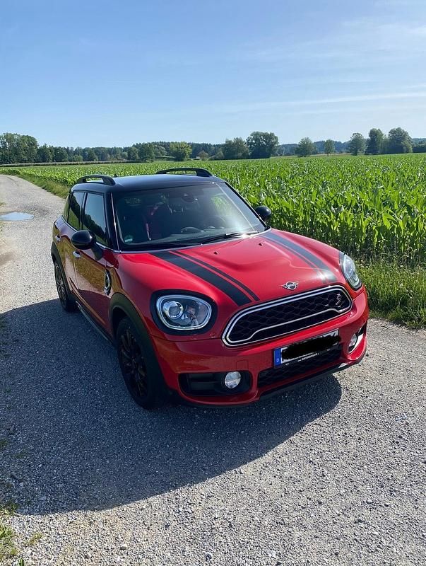 Rot Gebraucht 2019 Mini Cooper S Countryman SUV | 23.500 € (Etwas zu teuer) - Bild 1/4