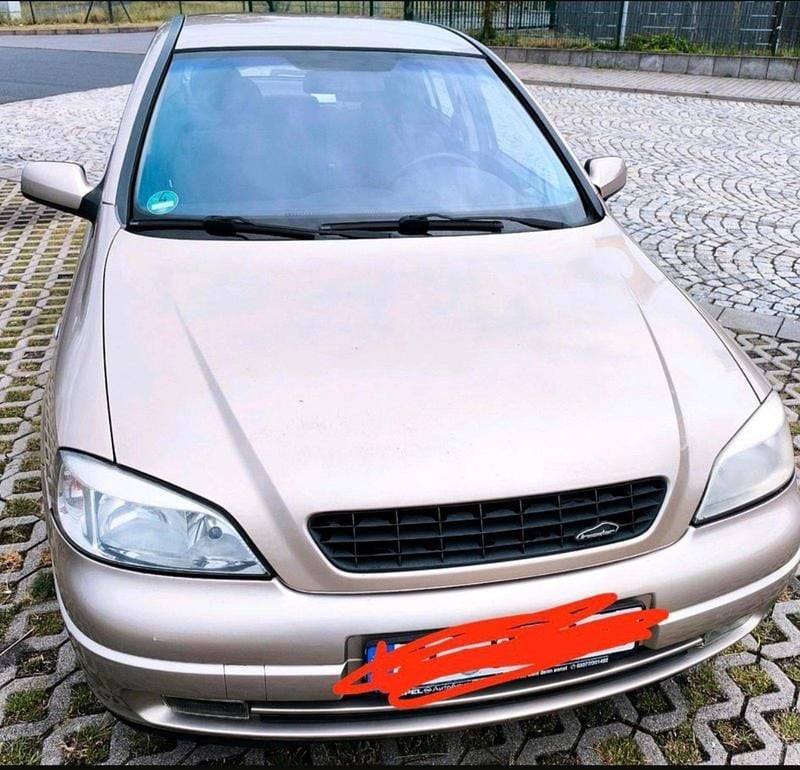 Andere farben Gebraucht 2001 Opel Astra Limousine | 1.000 € (Guter Preis) - Bild 1/4