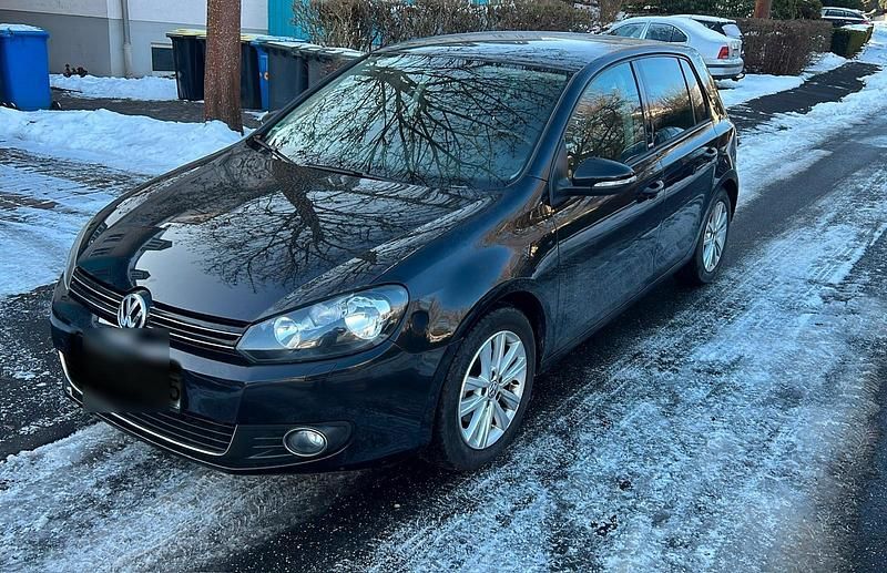 Schwarz Gebraucht 2011 VW Golf VI Kleinwagen | 6.999 € (Teuer) - Bild 1/4