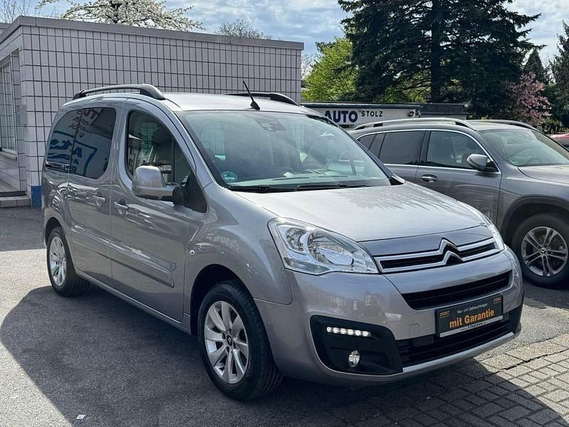 Second-hand Citroën Berlingo Shine 110 CP (80 kW) 2018 Gri Monovolum