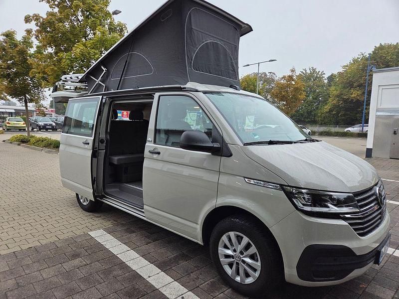 Gebraucht VW California Coast 150 PS (110 kW) 2024 Grau Van