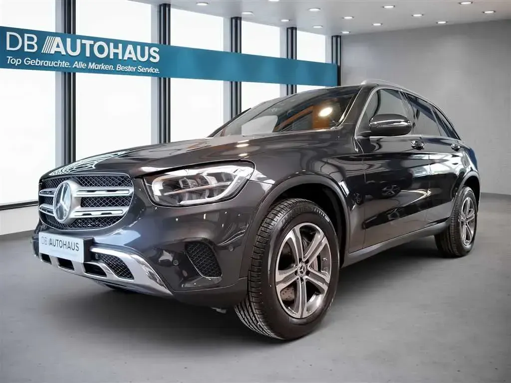 Gebraucht Mercedes GLC300de AMG 306 PS (225 kW) 2022 SUV