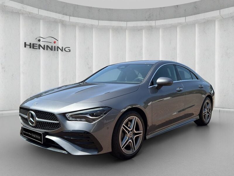 Grau Gebraucht 2024 Mercedes CLA200 AMG Coupé | 37.880 € (Fairer Preis) - Bild 1/4