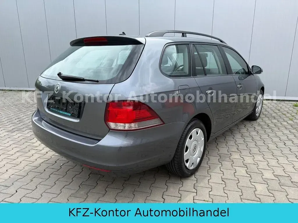 Gebraucht VW Golf VI 105 PS (77 kW) 2012 Grau Kleinwagen