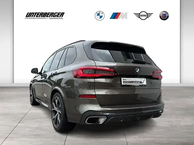 Gebraucht BMW X5 M Sport 340 PS (250 kW) 2023 Grün SUV