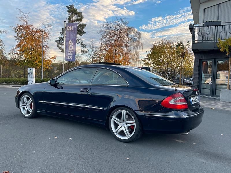 Gebraucht Mercedes CLK320 218 PS (160 kW) 2003 Blau Coupé