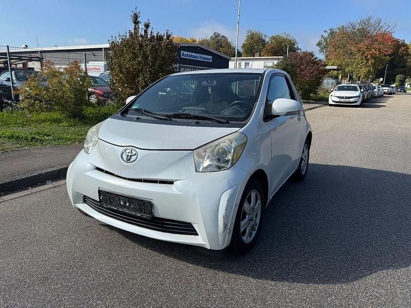 Weiß Gebraucht 2009 Toyota iQ Basis Kleinwagen | 3.199 € (Guter Preis) - Bild 1/4