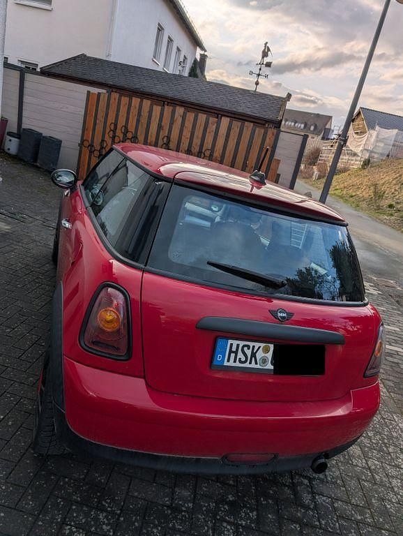 Gebraucht Mini ONE 95 PS (69 kW) 2008 Rot Kleinwagen