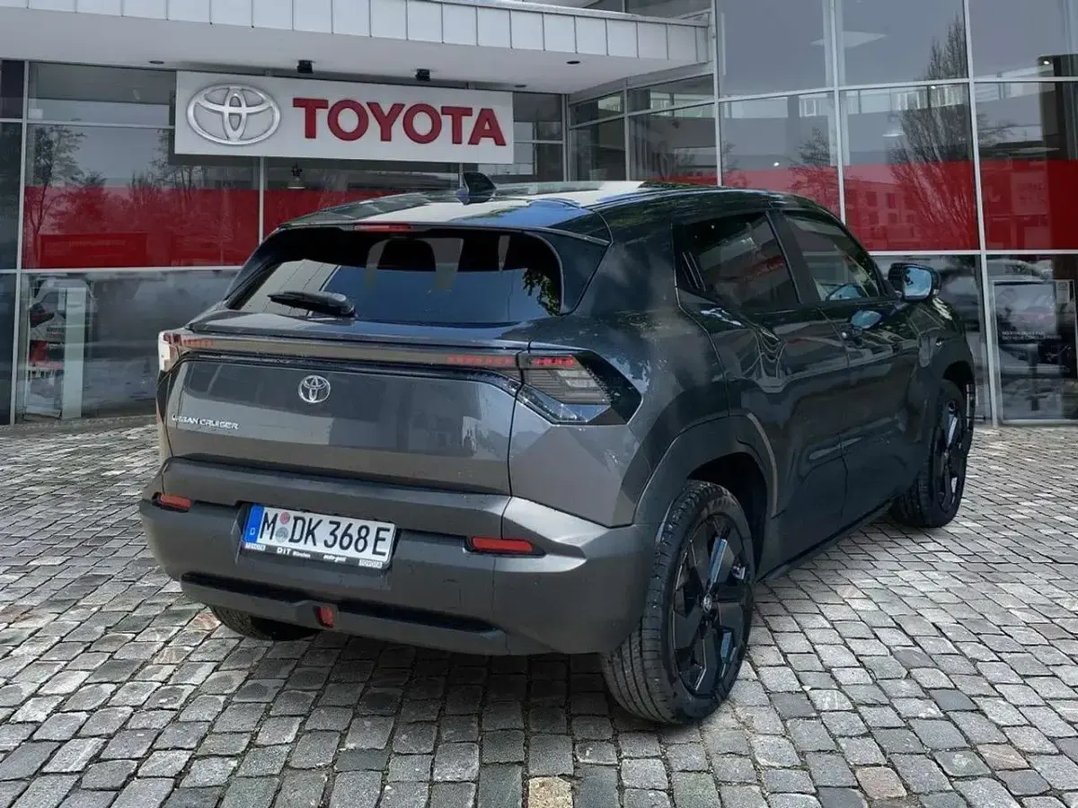 Gebraucht Toyota Urban Cruiser 127 kW (174 PS) 2026 Grau SUV