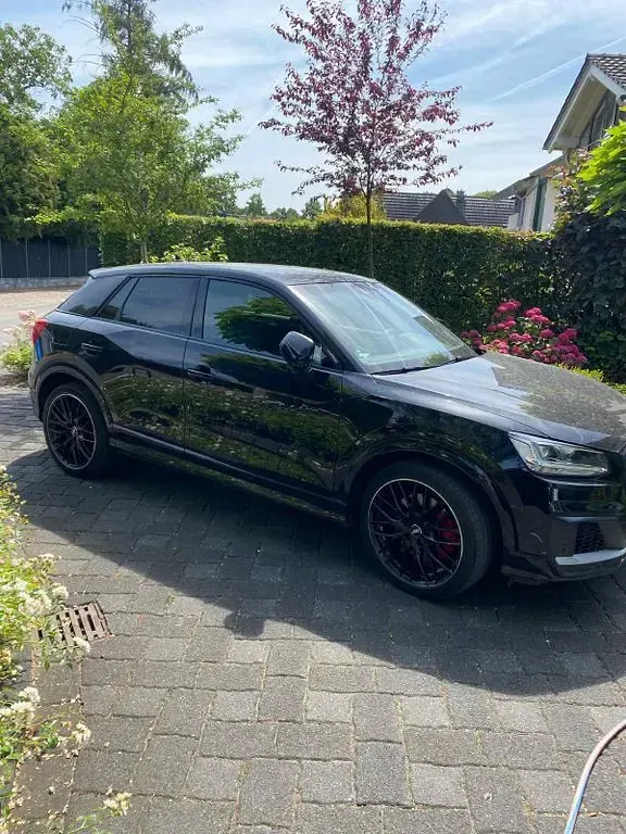 Gebraucht Audi SQ2 Sport 300 PS (220 kW) 2020 Schwarz SUV