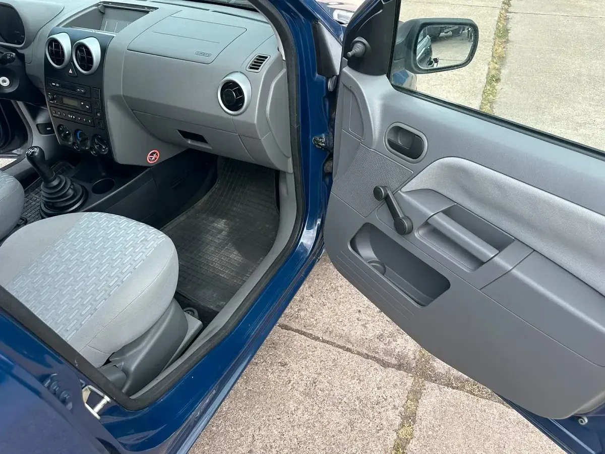 Gebraucht Ford Fusion 85 PS (62 kW) 2003 Blau Kleinwagen