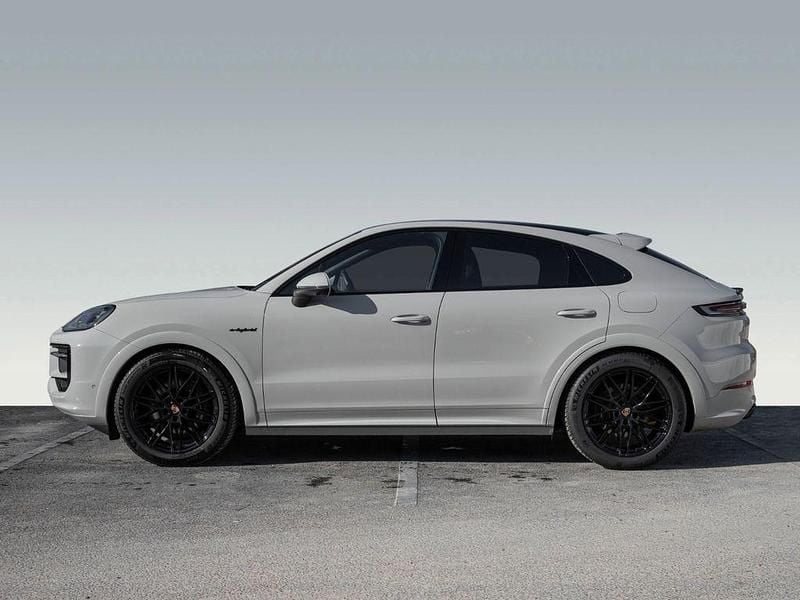 Gebraucht Porsche Cayenne E-Hybrid Coupe 470 PS (345 kW) 2025 Weiß Coupé