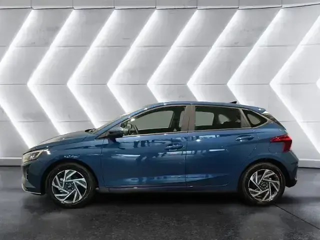 Neu Hyundai i20 Trend 90 PS (66 kW) 2026 Blau Kleinwagen