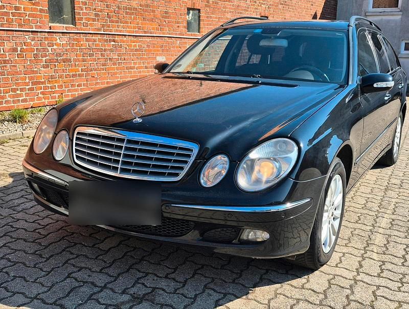 Gebraucht Mercedes E220 150 PS (110 kW) 2006 Kombi