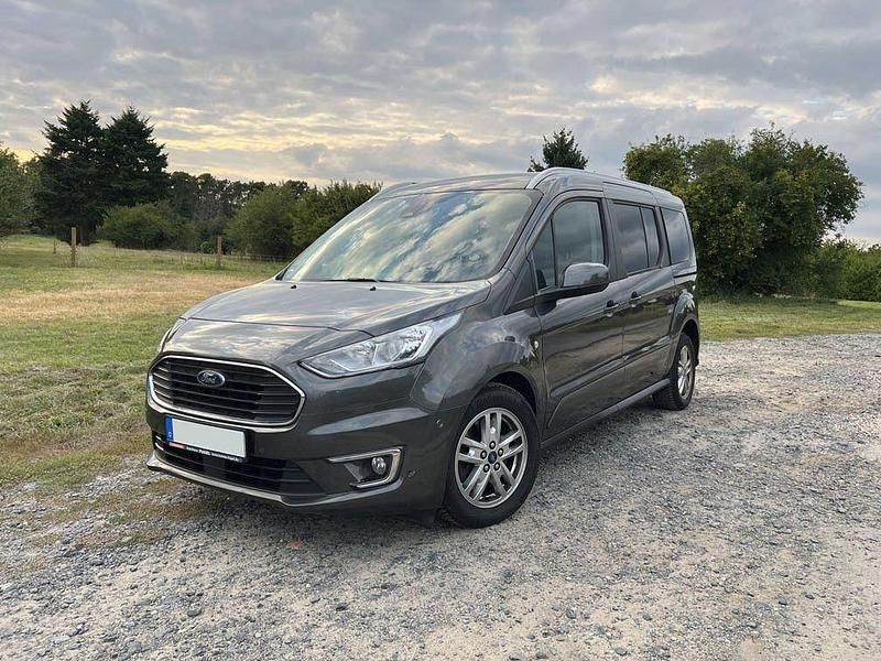 Grau Gebraucht 2019 Ford Tourneo Van / Kleinbus | 17.000 € (Guter Preis) - Bild 1/4