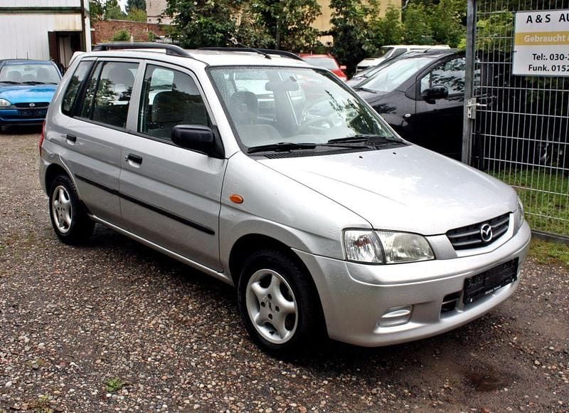 Silber Gebraucht 2001 Mazda Demio Comfort Van / Kleinbus | 999 € (Fairer Preis) - Bild 1/4