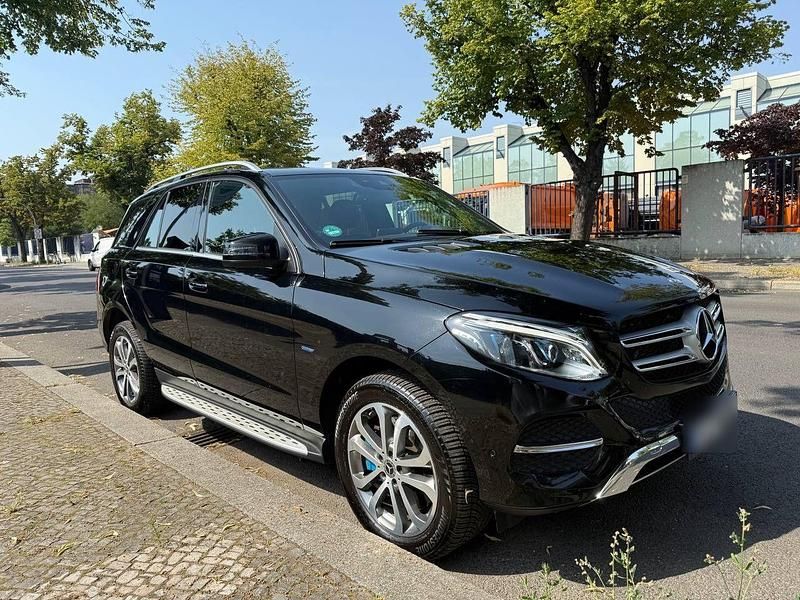 Gebraucht Mercedes GLE500 442 PS (325 kW) 2018 Schwarz SUV