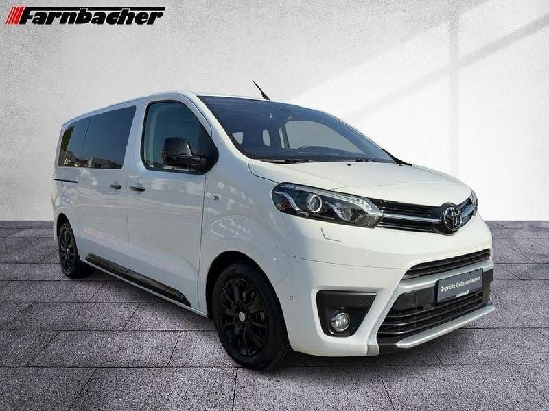 Gebraucht Toyota Proace Verso Executive 177 PS (130 kW) 2021 Schaumweiß Van / Kleinbus
