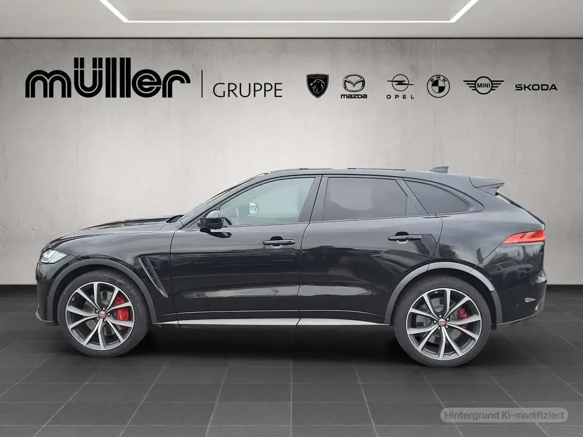 Gebraucht Jaguar F-Pace SVR 551 PS (405 kW) 2020 Santorini black SUV