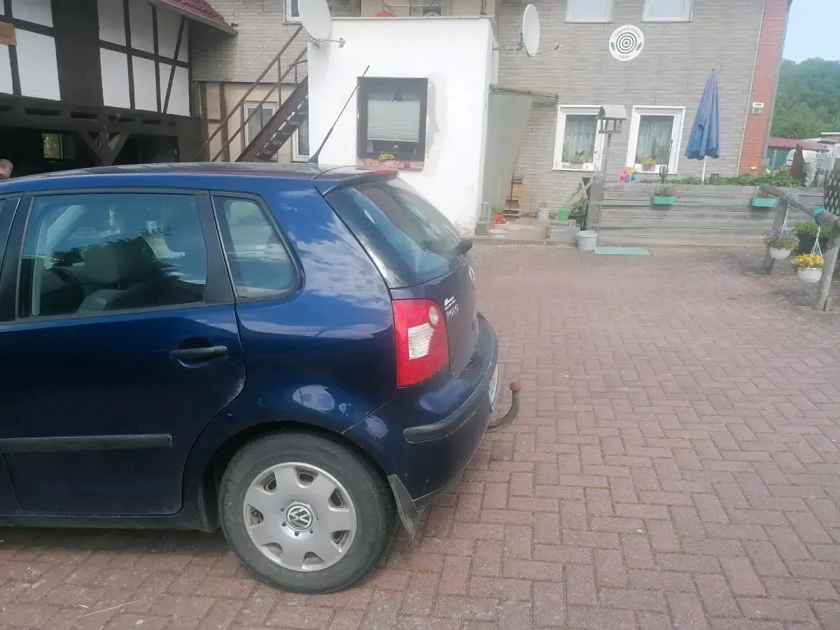 Gebraucht VW Polo 54 PS (39 kW) 2004 Blau Kleinwagen