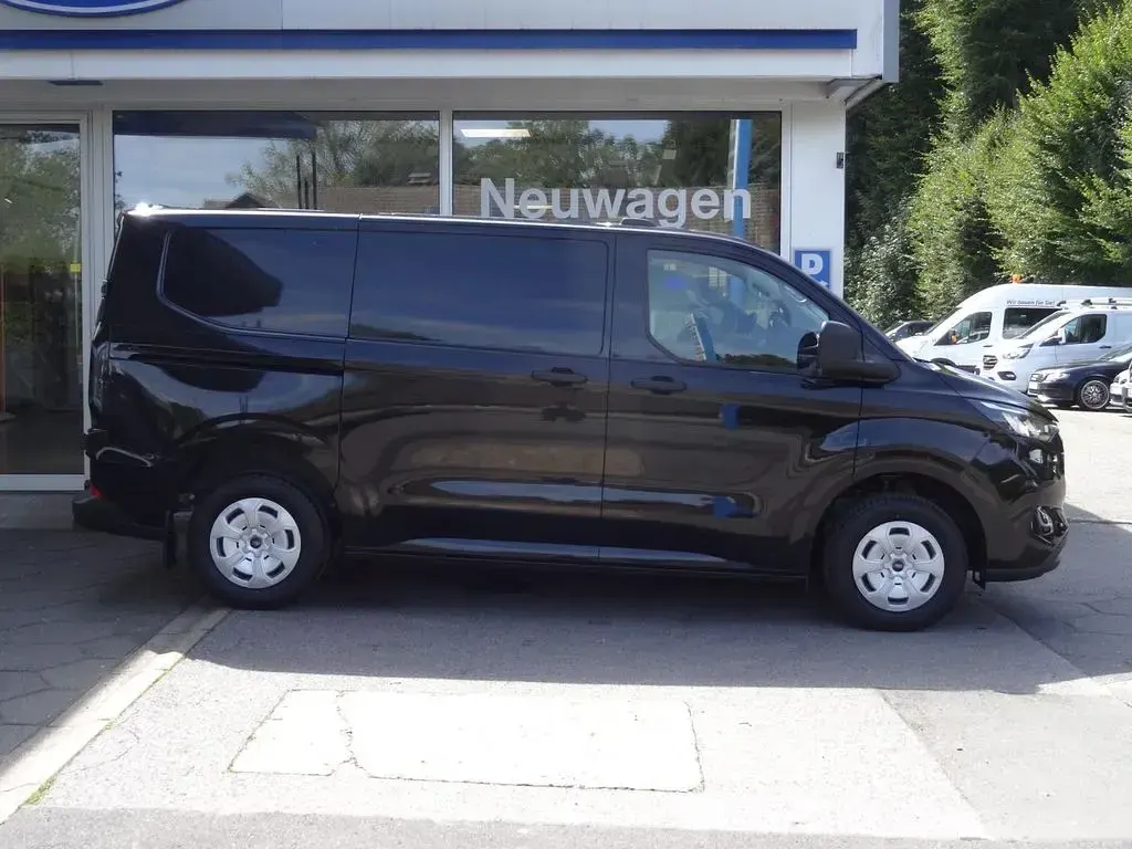 Neu Ford Transit Custom Trend 136 PS (100 kW) 2026 Agate black metallic Van / Kleinbus