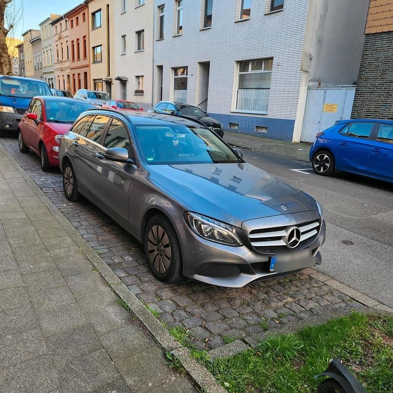 Gebraucht Mercedes C220 170 PS (125 kW) 2017 Grau Kombi