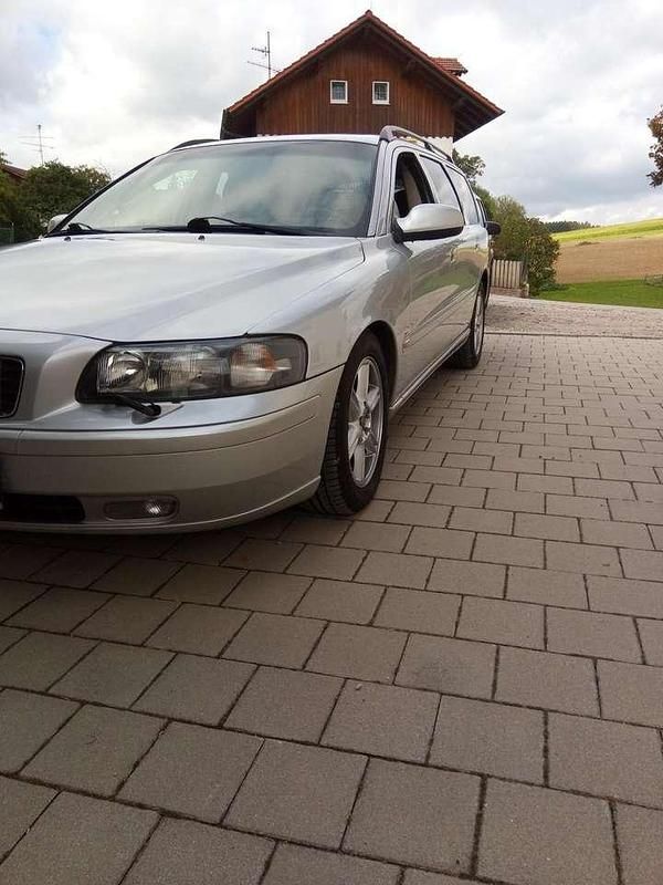 Gebraucht Volvo V70 250 PS (183 kW) 2000 Silber Kombi