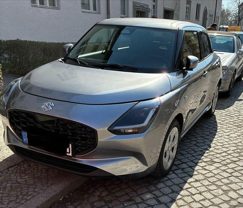 Gebraucht Suzuki Swift Comfort 83 PS (61 kW) 2025 Silber Kleinwagen