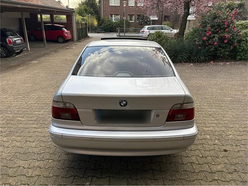 Gebraucht BMW 525 192 PS (141 kW) 2002 Limousine
