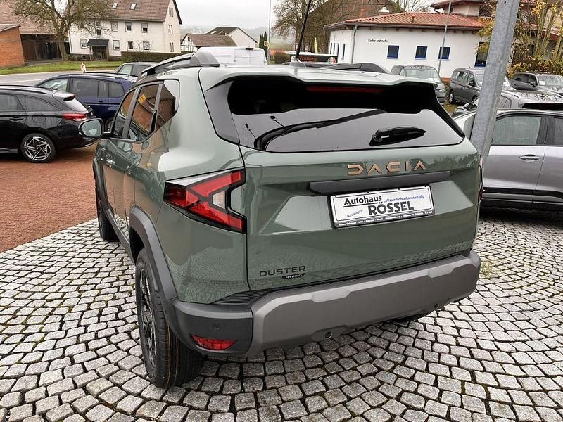 Neu Dacia Duster Extreme 141 PS (103 kW) 2025 Grün SUV