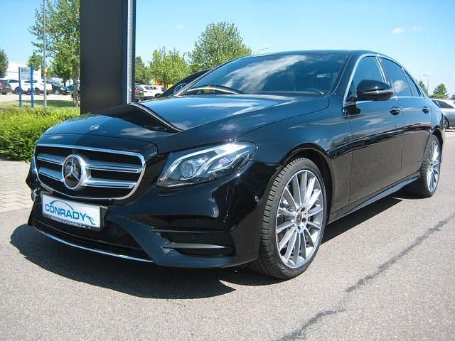 Schwarz Gebraucht 2020 Mercedes E400 AMG Limousine | 47.770 € (Etwas zu teuer) - Bild 1/4