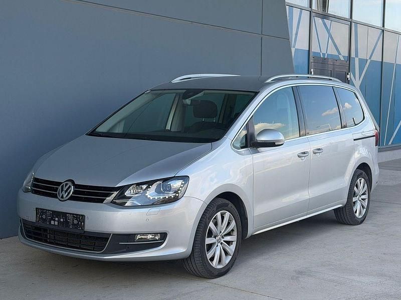 Gebraucht VW Sharan Highline 177 PS (130 kW) 2020 Silber Van / Kleinbus