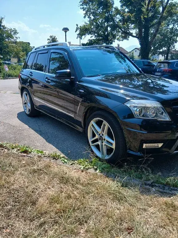 Gebraucht Mercedes GLK250 204 PS (150 kW) 2012 Schwarz SUV