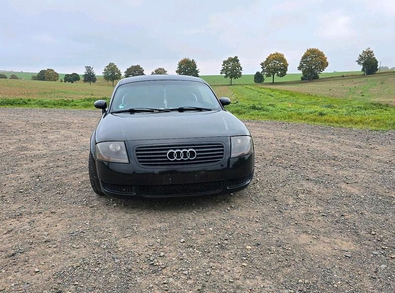Schwarz Gebraucht 1998 Audi TT Performance Coupé | 6.300 € (Fairer Preis) - Bild 1/4