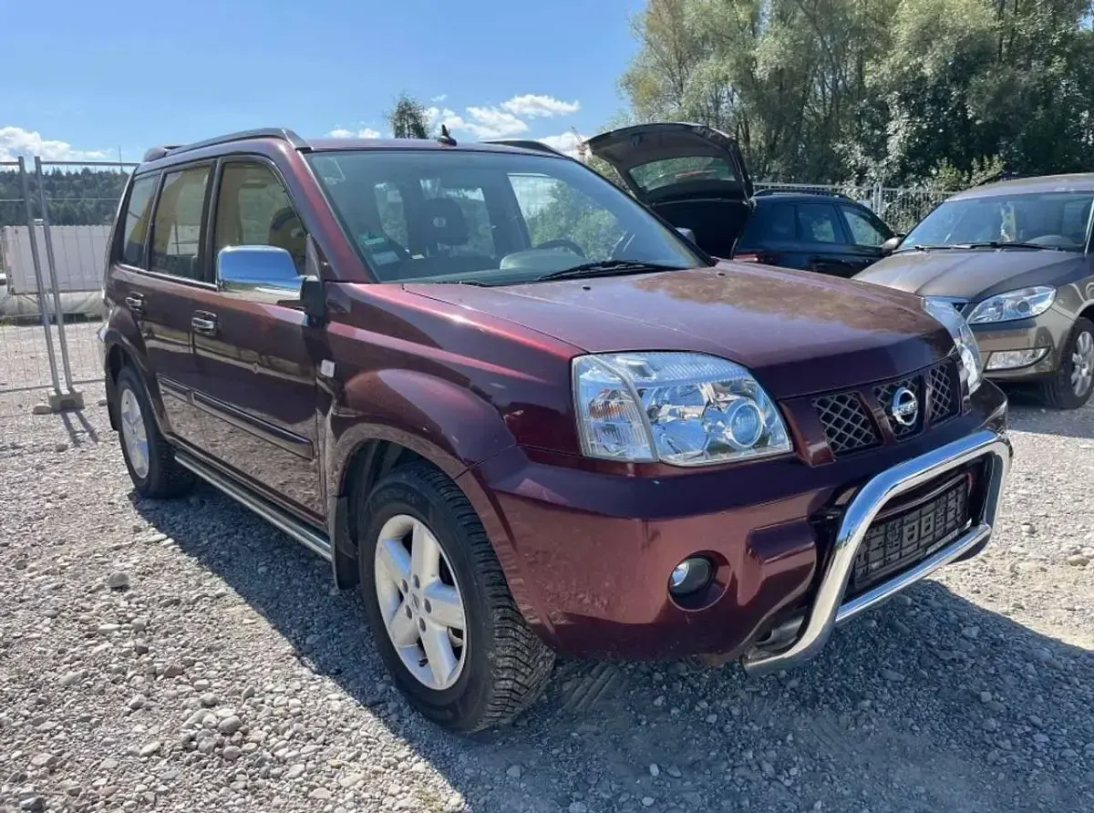 Gebraucht Nissan X-Trail Comfort 136 PS (100 kW) 2004 Rot SUV